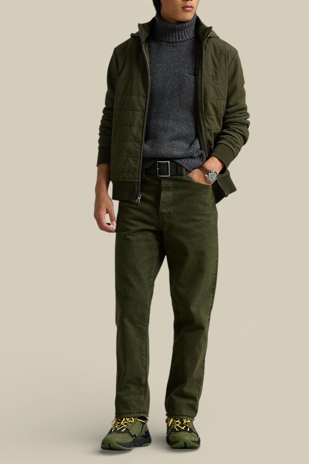 תמונת כל הלוק של קפוצ'ון